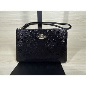 Coach Corner Zip Black Signature Debossed Patent Leather Wristlet Wallet NWOT